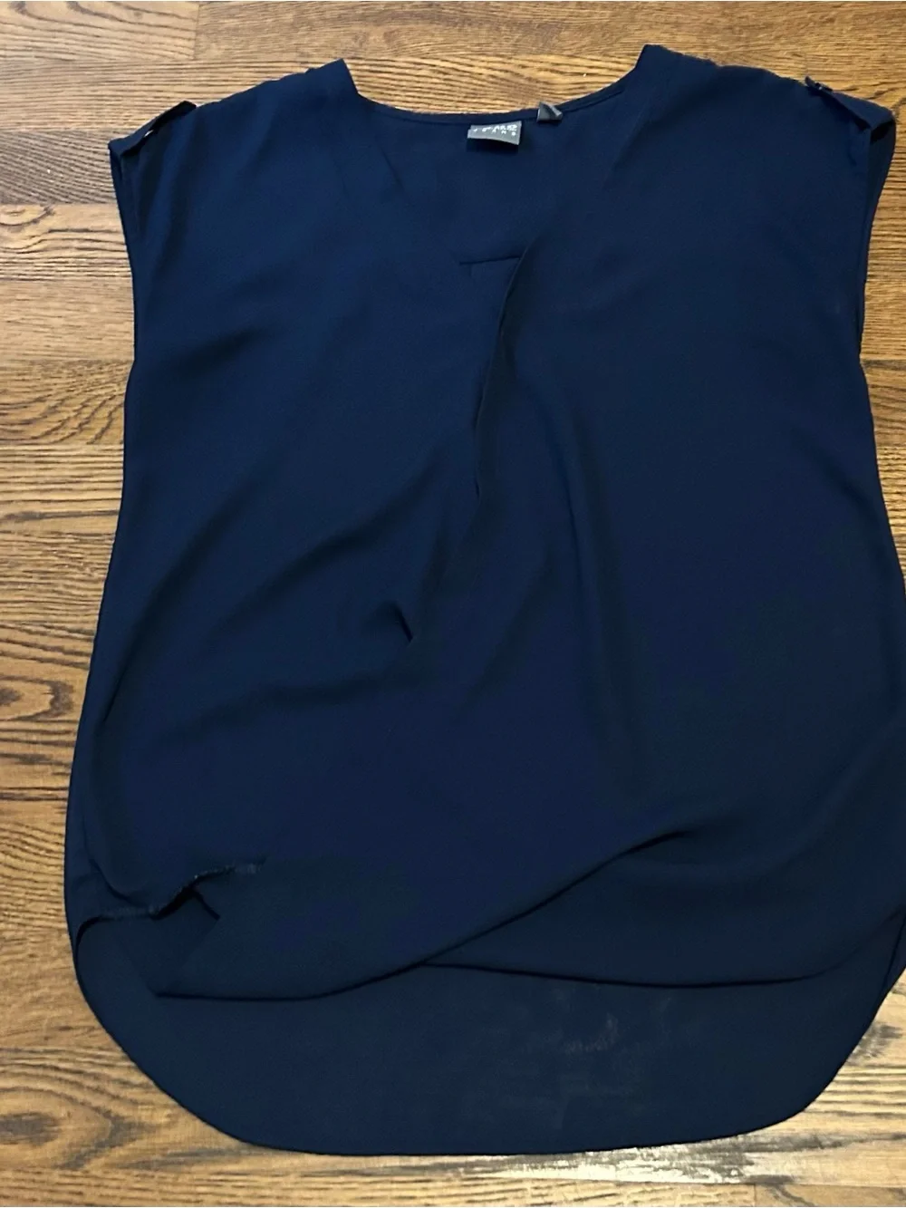New York & Company Navy V-Neck Cap Sleeve Blouse 0089